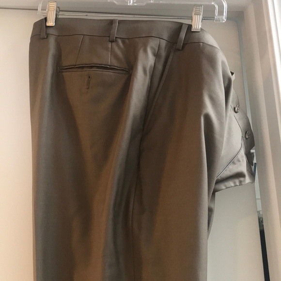 Mens dress slacks. Mint condition - Picture 1 of 5